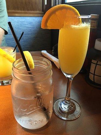 Red Rooster Cafe