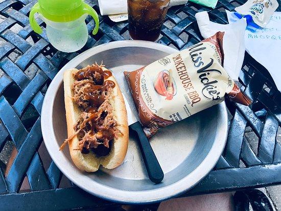 Brown Dog Deli