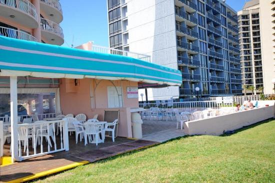 St. Clements Beach Bar & Grill